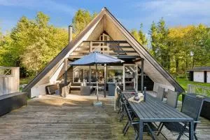 Charming Older House In A Scenic Natural Area - Glesborg