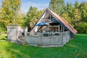Cosy Two-Level Holiday Home On A Large Natural Plot In Selkær Mølle Surrounded By Forest And Wildlife And Close To Grenaa, Bønnerup Beach And