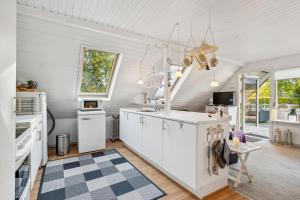 Cosy Two-Level Holiday Home On A Large Natural Plot In Selkær Mølle Surrounded By Forest And Wildlife And Close To Grenaa, Bønnerup Beach And