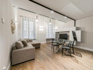 Flats4rent Palazzo Poste