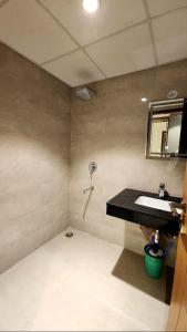 Studio Apartment In Omaxe New Hazratganj