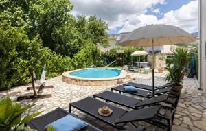 Holiday Home Zrnovnica 06