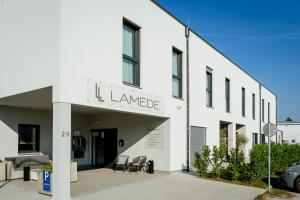 Lamede SELF CHECK-IN