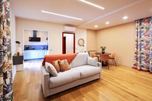 AllAngolo Deluxe Apartment