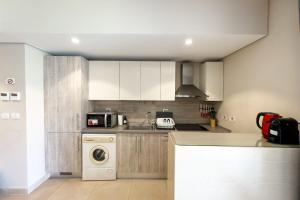 Staggering & Soothing 2 BDR w Pool View Free Pool & Beach Access