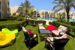 Staggering & Soothing 2 BDR w Pool View Free Pool & Beach Access