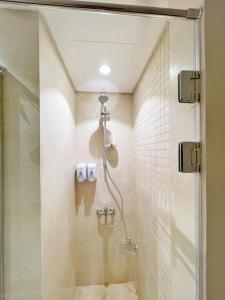 Peaceful & Placid 1 BDR Mangroovy Free Pool & Beach