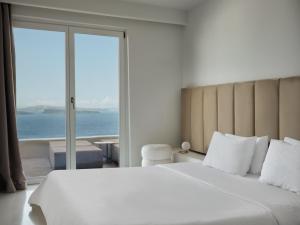 Classic Suite with Caldera View room in Andronis Boutique Hotel