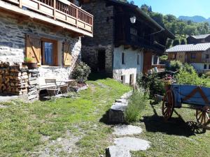 Appartement dans chalet proche de la station de ski La Rosière San Bernardo