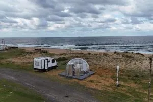 Caravan Serenity - Huzurlu bir karavan tatili ve sobalı kış bahçemiz - 希莱