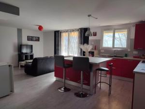 Appartement 64m2 - 3hvězdičkové hotely ve městě Ambérieu-en-Bugey