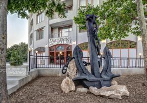 Continental Apartments