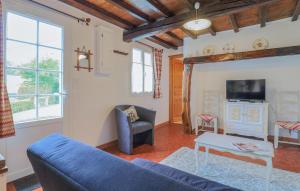 Maisons de vacances Stunning Home In Gueschart With Wifi : photos des chambres