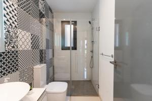 Mil Palmeras Beachfront Bliss