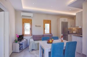 Aspro Apartments