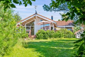 Cozy Holiday Home Near Ebeltoft With Wilderness Bath