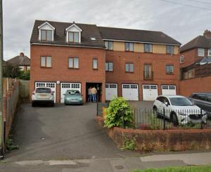Convenient 2-bedroom Second Floor Flat At Escape & Estates Short Lets & Serviced Accommodation Oldbury with Free Parking