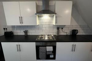 Patrick Street 4bed House - Contractors Welcome - Free Parking