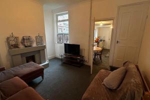 Patrick Street 4bed House - Contractors Welcome - Free Parking