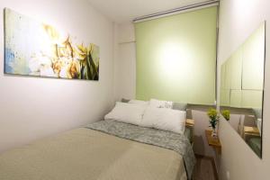 Fully Renovated 2BR Flat in Prime Location at Moda