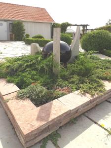 1A, Stuga med 50m till strand