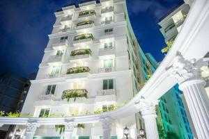 Proche des plages, appartement dangle lumineux!