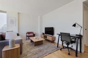 Blueground LIC ac elev laundry NYC-1534