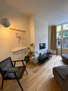 Sfeervol appartement met patio in het centrum