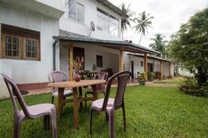 Dulhara Villa & Appartments