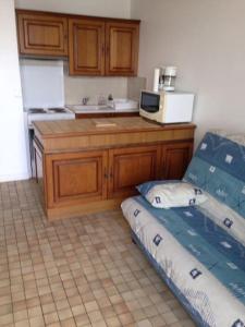 Appartements F2 et JARDINET FACE ET ACCES DIRECT MER : photos des chambres