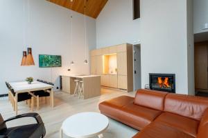 Stay North - Joiku - Winter Pines