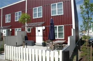 Stunning Home In Ebeltoft With 2 Bedrooms And Wifi