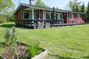 Awesome Home In Ebeltoft With 2 Bedrooms And Internet