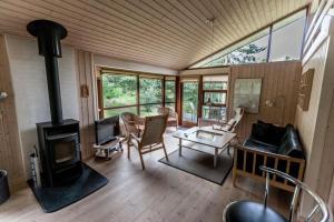 Amazing Home In Knebel With 3 Bedrooms, Sauna And Wifi