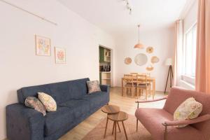 Soft modern inspiring flat in the center of Moda