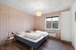 Stunning Home In Knebel With 3 Bedrooms And Wifi