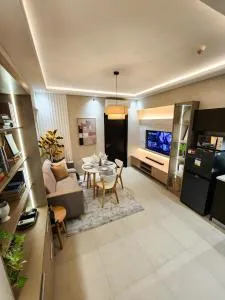 1 Bedroom Apartment in Aeon Towers I City Views I Free Wi-fi, Gym and Pool - Panabo