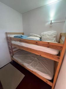 Studio situé à la Gela