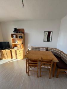 Studio situé à la Gela