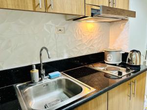 Cozy Hearth Loft at Shore 3