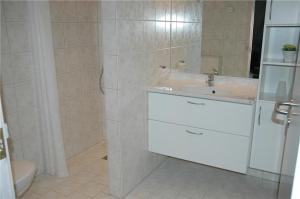 Beautiful Holiday Home With Spa And Sauna Close To The Beach