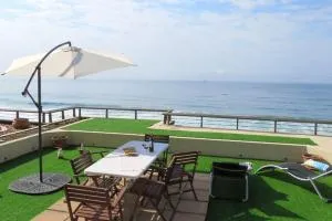 Westbrook beachfront AMAZING views - Densainagar