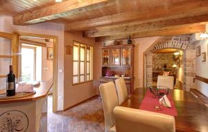2 Bedroom Lovely Home In Kanfanar 