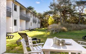 1 Bedroom Stunning Apartment In Nexø