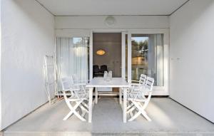 1 Bedroom Nice Apartment In Nexø