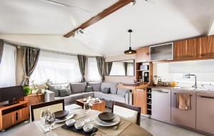 Beautiful Stacaravan