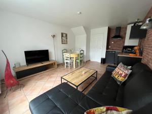 Cottage avec terrasse Domaine golf de Limère prox Orléans