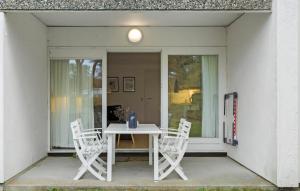 Beautiful Apartment In Nexø With Wifi