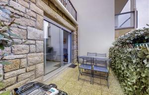 1 Bedroom Nice Apartment In Guidel