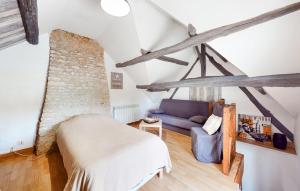 Maisons de vacances Nice Home In Fourches With Sauna : photos des chambres